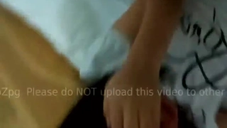年轻的BDSM少女在被操之前被捆绑和拍打