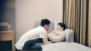 2022-6-13【锤子丶探花】高端气质眼镜妹，颜值性格超好，互摸调情主动骑乘，浪叫呻吟好听