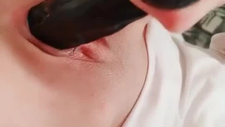 极品身材情趣黑丝高跟骚妹纸需要我J8吧来满足她